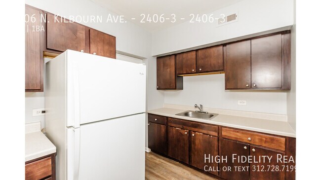 Foto del edificio - 2406 N Kilbourn Ave