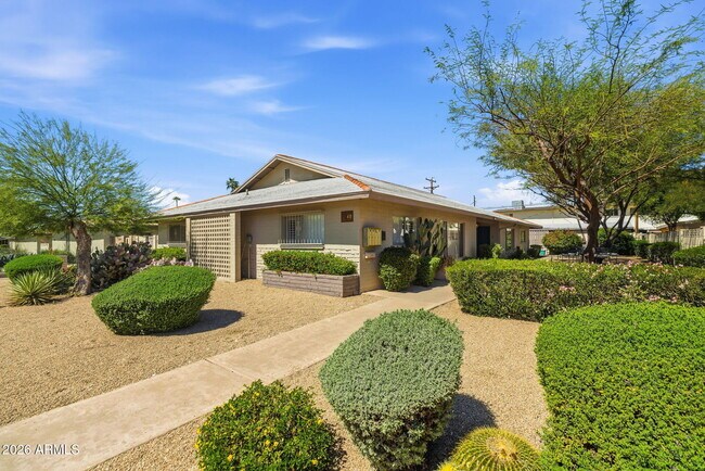 Foto del edificio - 3640 E Montecito Ave