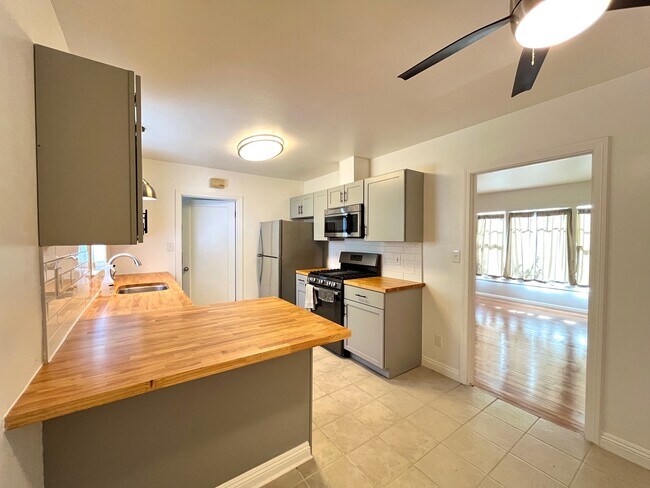 Foto del edificio - 3531 41st St