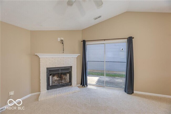 Building Photo - 7178 Woodgate Dr