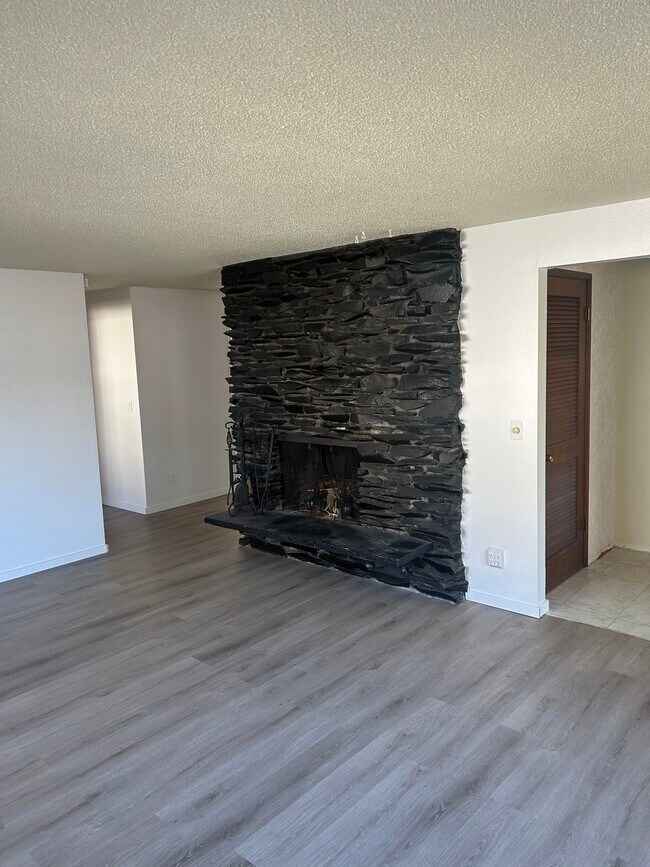 Foto del edificio - 6611 52nd Ave W