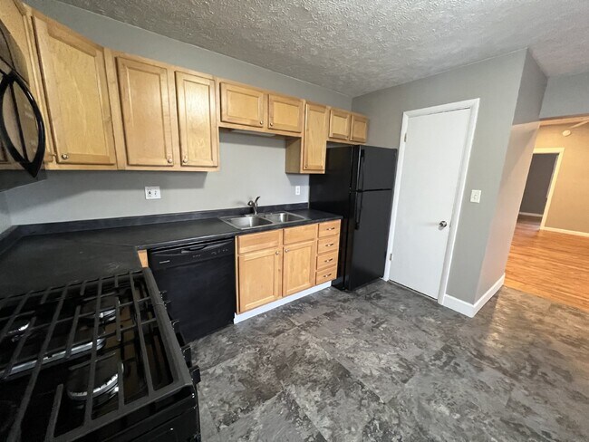 Foto del edificio - West Side 3BR Townhouse Style