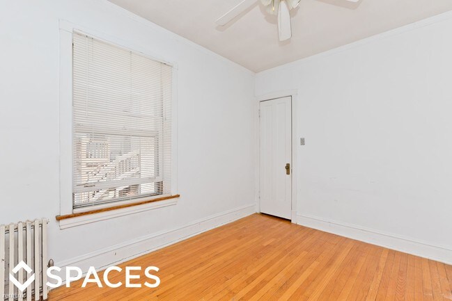 Foto del edificio - 5051 N Damen Ave