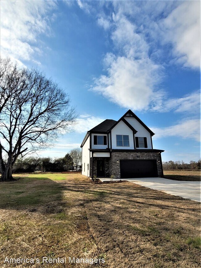 Building Photo - 4 br, 2.5 bath House - 124 Shady Lane