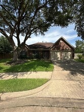 Building Photo - 11411 Oak Lake Vista Ct