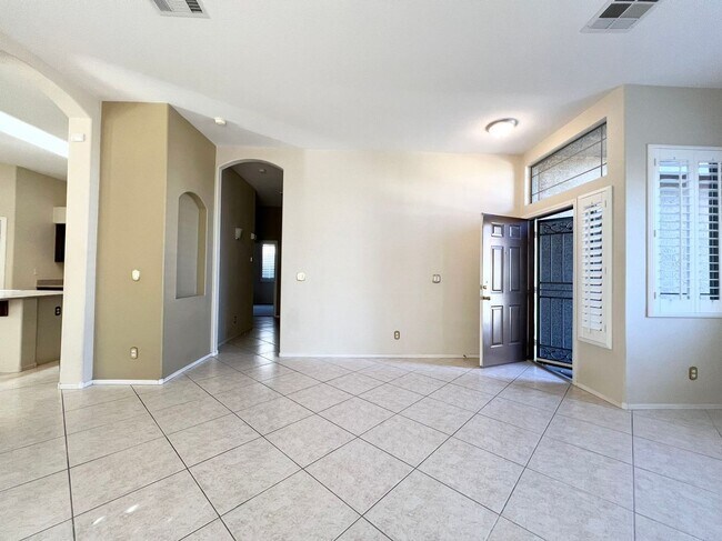 Building Photo - 405 Madison Taylor Pl