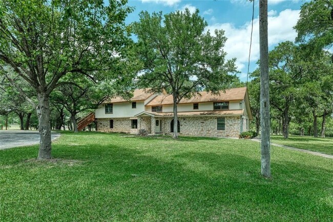 Building Photo - 2850 N Highway 183