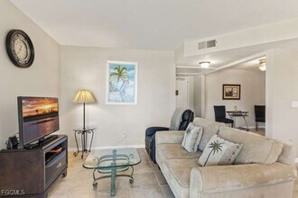 Building Photo - 13240 White Marsh Ln