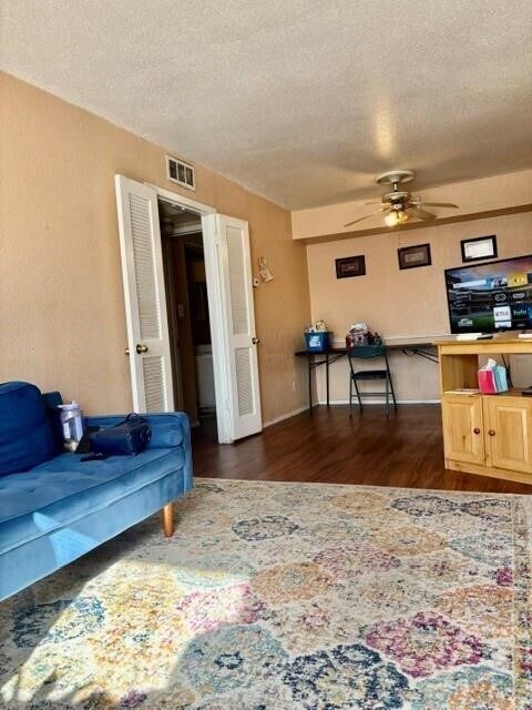 Foto del edificio - 6200 W Tidwell Rd