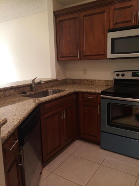 Building Photo - 22279 Whistling Pines Ln