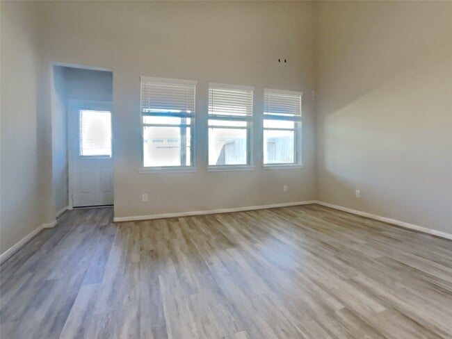 Building Photo - 23114 Birmingham Grv Ln