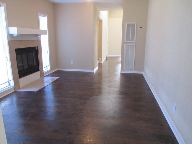 Building Photo - 12806 Flaxseed Way