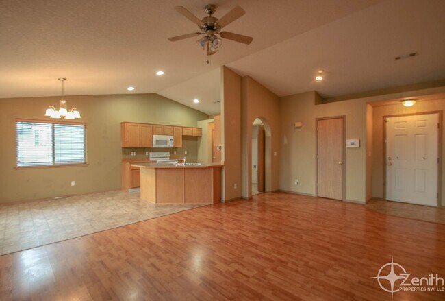 Photo - 2712 NE 164th Pl House