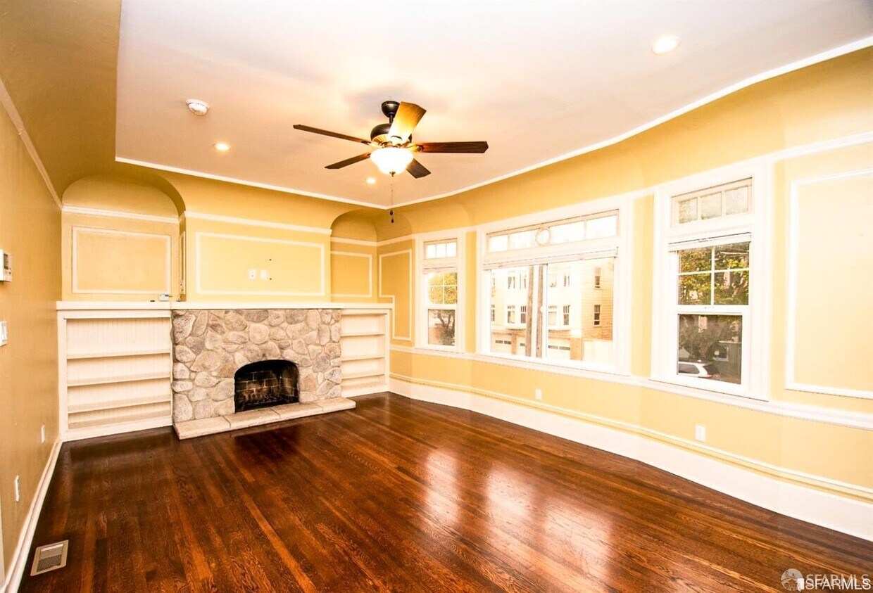 Foto principal - 4929 California St