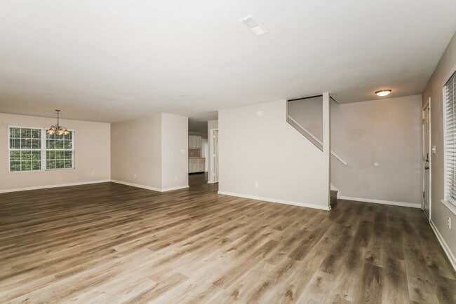 Building Photo - 12951 Brookhaven Dr