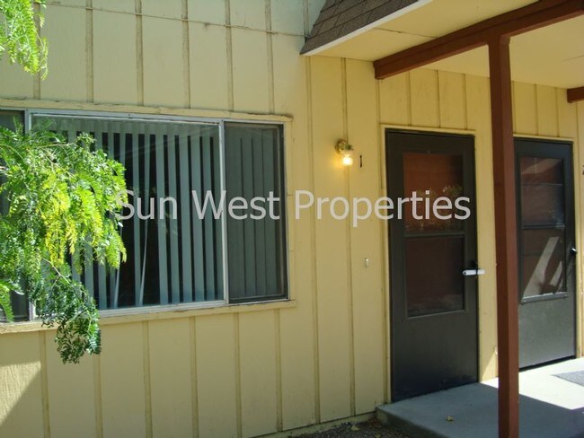 Building Photo - Take a look!