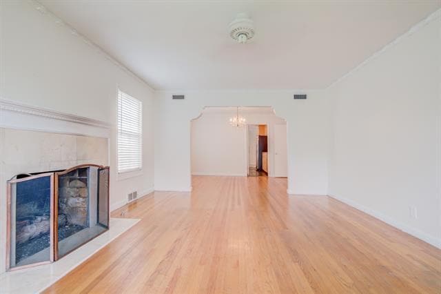 Building Photo - 6307 Kenwood Ave