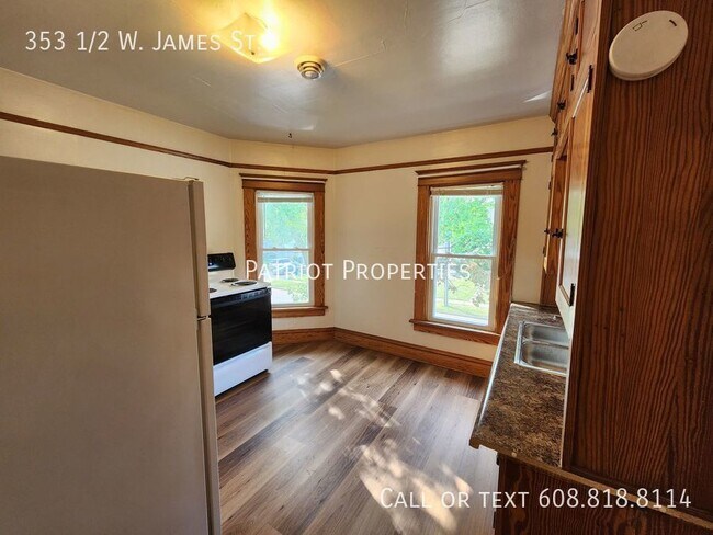 Building Photo - 353 1/2 W. James St.-