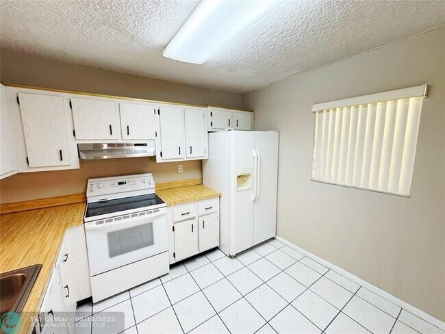 Foto del edificio - 1820 N Lauderdale Ave