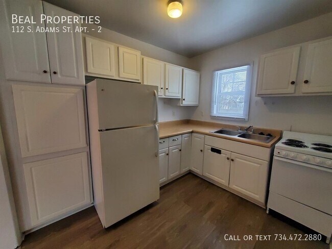 Building Photo - 112 S Adams St