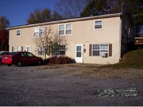 Primary Photo - 110 S Highland Ave