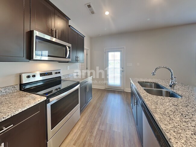 Foto del edificio - 5059 Mountain Springs Rd
