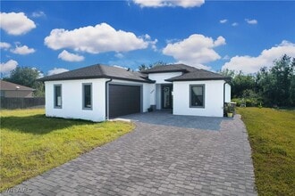 Building Photo - 6005 Beth Ave N