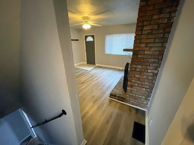 Foto del edificio - 1005 Saint Martin St