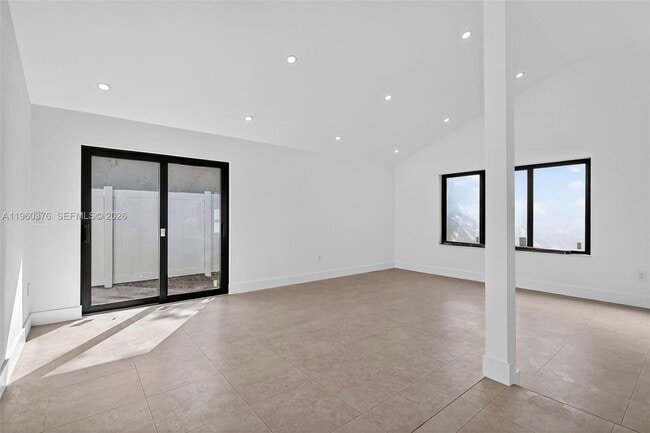 Foto del edificio - 20615 NE 9th Ct