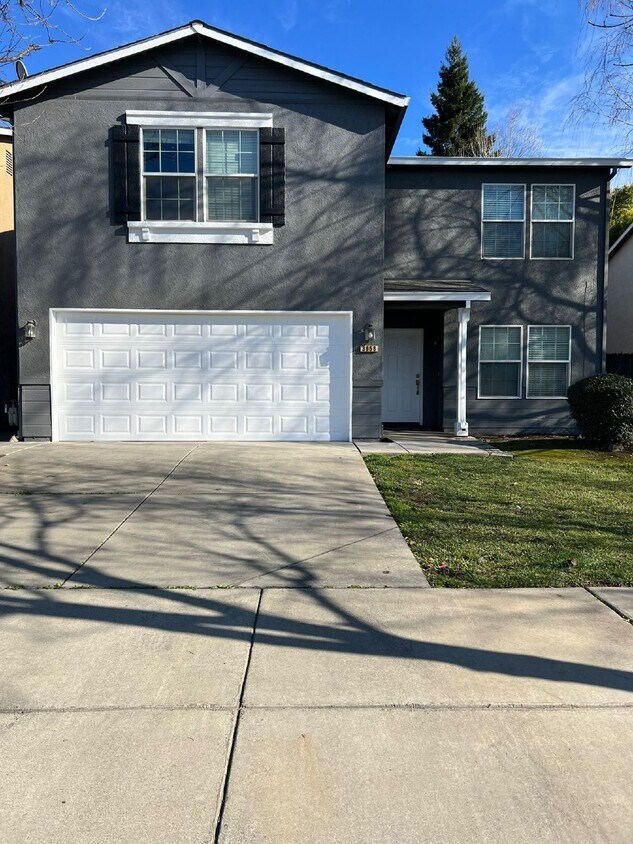 Primary Photo - 3858 Solstice Drive, Merced