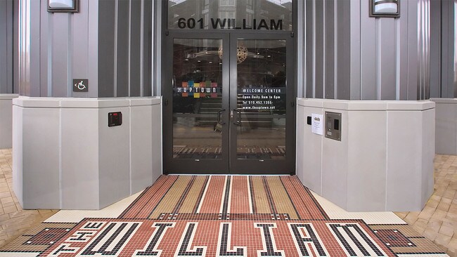 The Uptown Apartments Oakland, CA