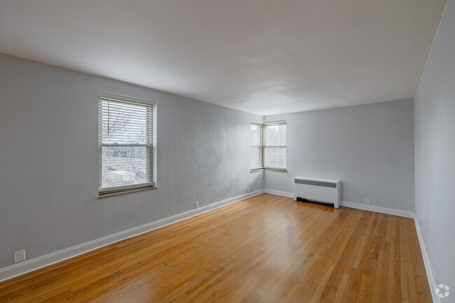 1BR, 1BA - 700SF - Sala de estar. - Owen Park Apartments