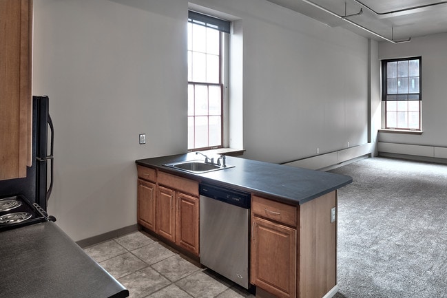 Building Photo - Riverview Industrie Lofts