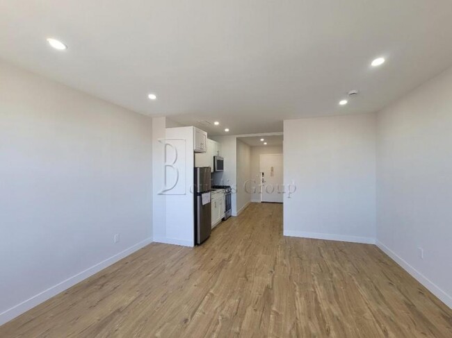 Building Photo - 0 bedroom in WOODSIDE NY 11377