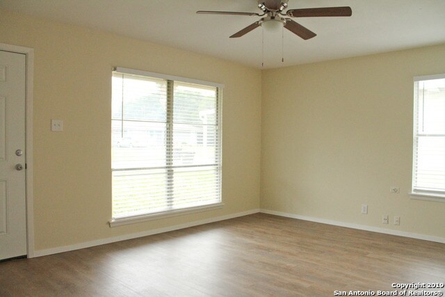 Building Photo - 4214 Diamondhead Dr