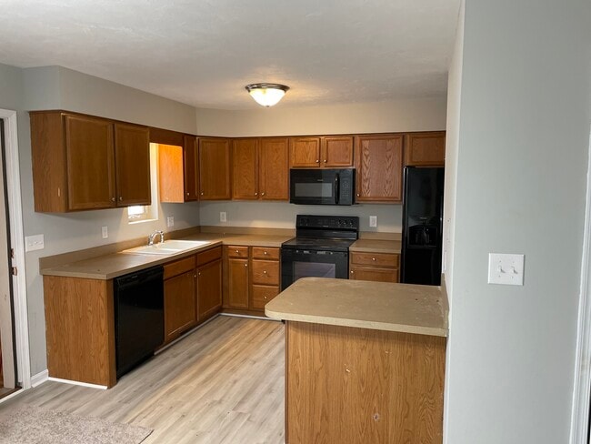 Kitchen - 45 Cannon Ln