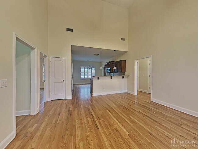 Foto del edificio - 8820 Cole St
