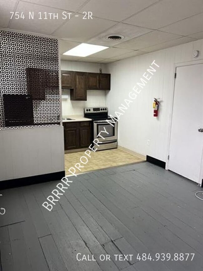 Photo - 754 N 11th St Apartment