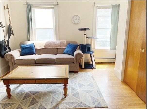 Foto principal - 40 Montfern Ave