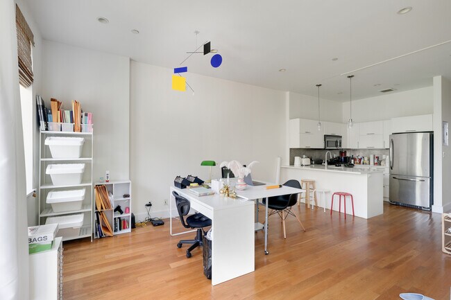 Foto del edificio - 582 Marcy Ave