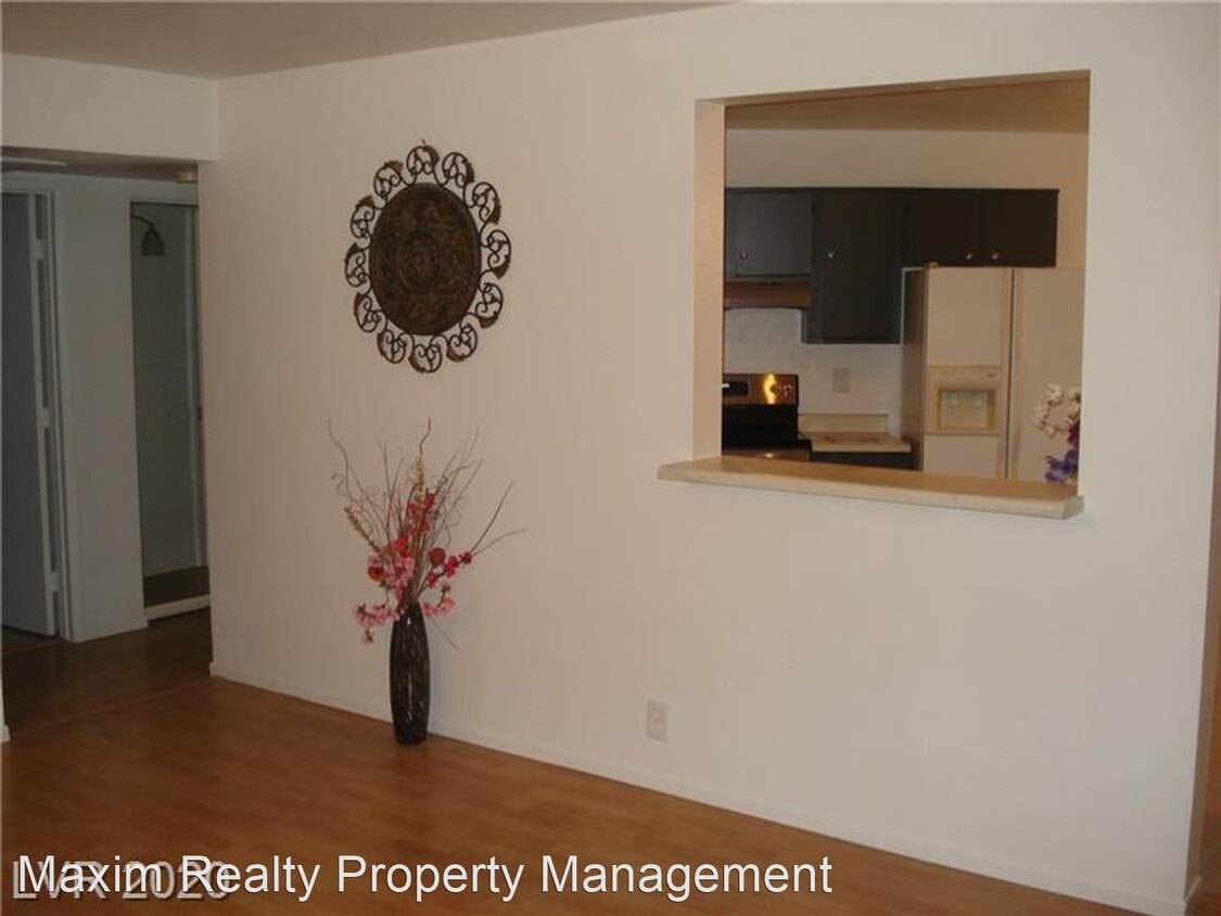 Primary Photo - 2 br, 2 bath House - 5171 Pioneer Ave. #203