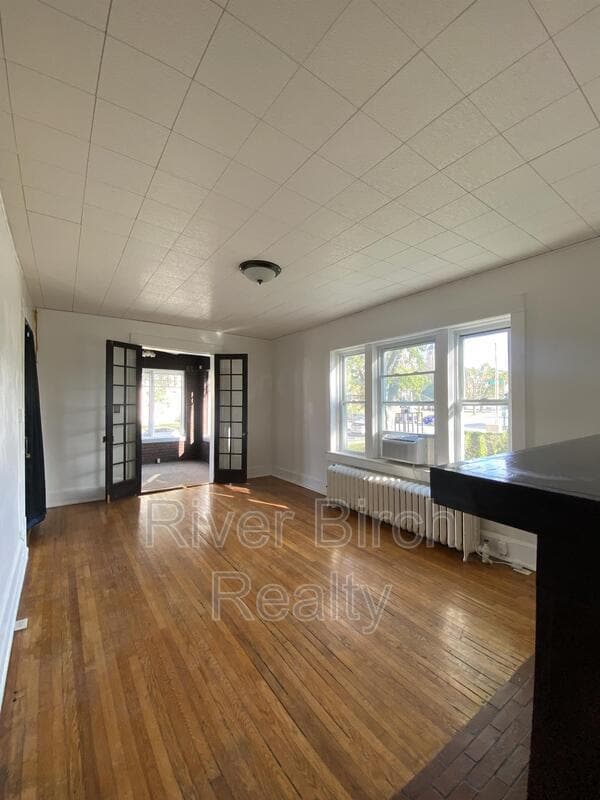 Primary Photo - 619 South 5th Street - 1