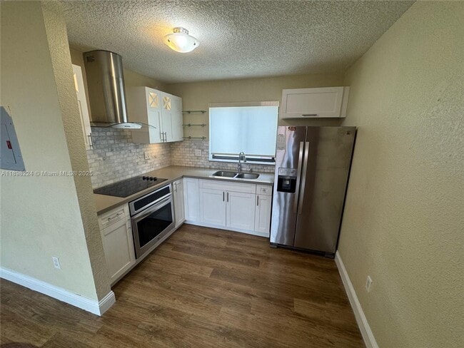 Foto del edificio - 2745 W 60th Pl