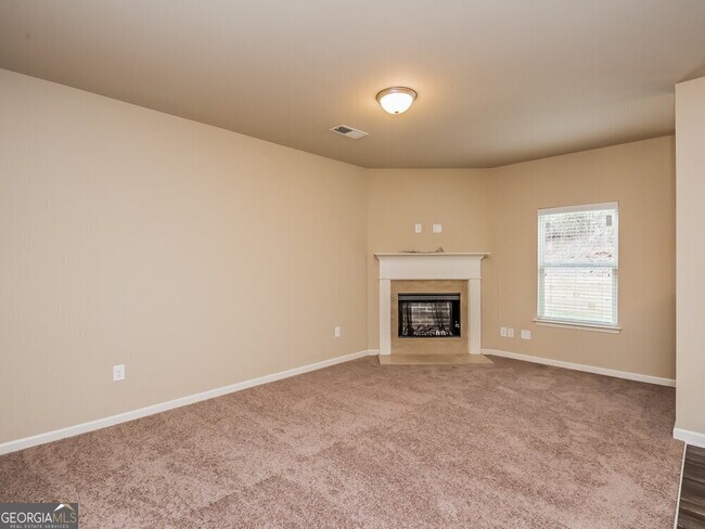 Building Photo - 260 Stillwood Dr