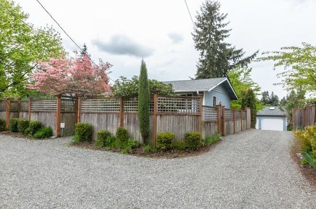 Building Photo - 12035 14th Avenue NE