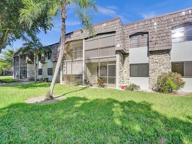Building Photo - 3109 Oakland Shores Dr