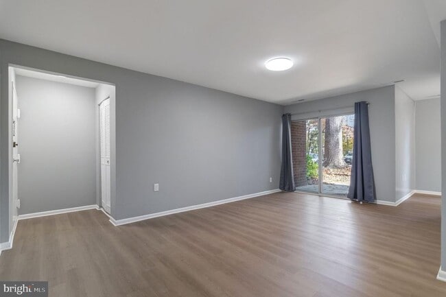 Foto del edificio - 3356 Woodburn Rd