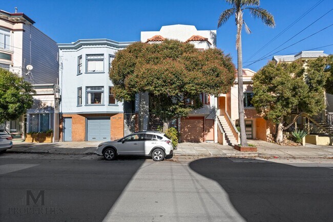 Photo - Updated Edwardian Style Noe Valley Flat - ... House