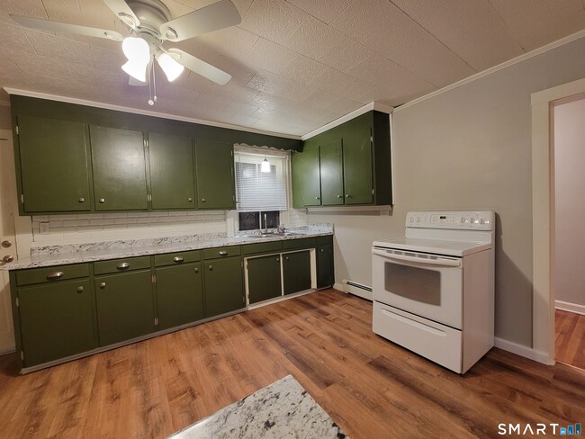 Building Photo - 344 Boswell Ave