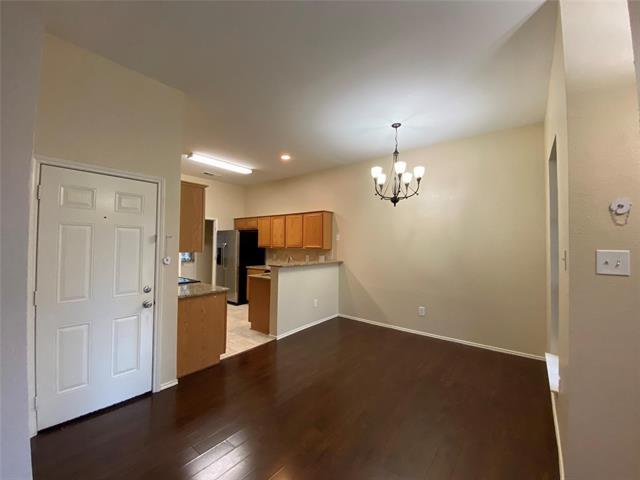 Foto del edificio - 550 Monarch Dr